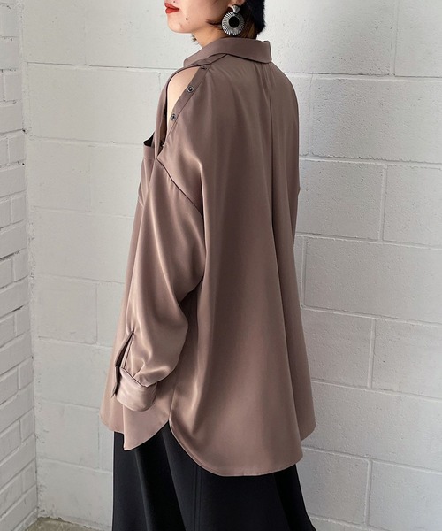 PAGEBOY（ページボーイ）の「スナップサテンチュニックシャツ（シャツ/ブラウス・レディース・ブラック/オフホワイト/ブラウン系その他/エメラルド・FREE）」の4枚目の写真