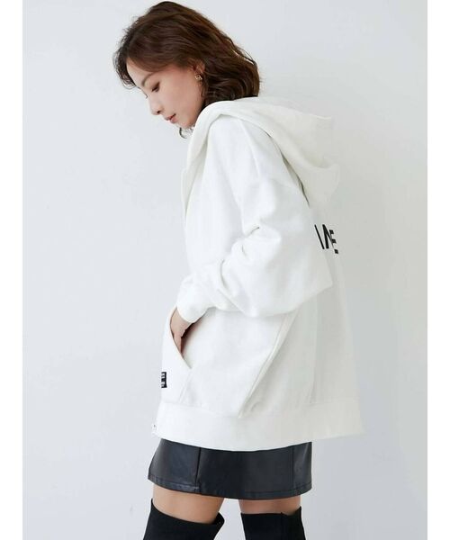 GYDA（ジェイダ）の「GYDIES ANGEL LOOSE ZIPUPパーカー（パーカー・レディース・オフホワイト/ブラック/ベージュ・FREE）」の6枚目の写真