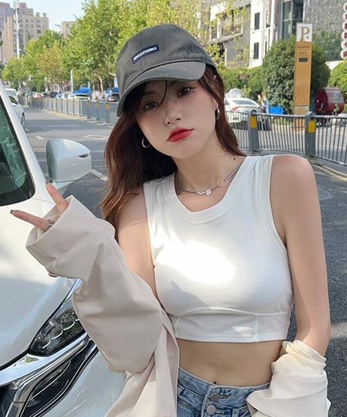 Revo.（レボ）の「【カップ付】シンプル 短丈 アメスリタンクトップ（タンクトップ・レディース・チャコール/カーキ/ホワイト/グレー/ブラック・FREE）」の15枚目の写真