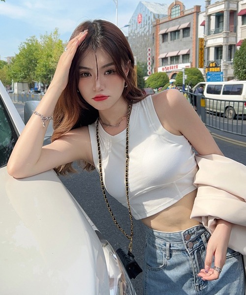 Revo.（レボ）の「【カップ付】シンプル 短丈 アメスリタンクトップ（タンクトップ・レディース・チャコール/カーキ/ホワイト/グレー/ブラック・FREE）」の14枚目の写真