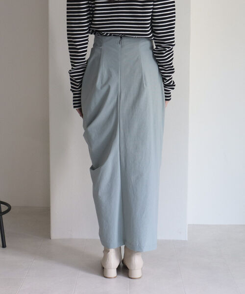 fredy emue（フレディエミュ）の「ドロストハイウエストスカート（スカート・レディース・オレンジ/サックスブルー/ブラック・38）」の4枚目の写真