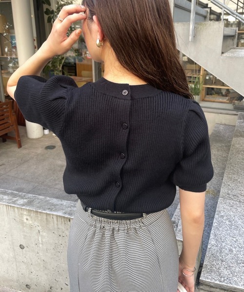 one after another NICE CLAUP(ワンアフターアナザーナイスクラップ)の「アームウォーマーがセットになった前後2WAYリブニット(ニット/セーター・レディース・アイボリー/モカ/ラベンダー/ブラック・FREE)」の3枚目の写真