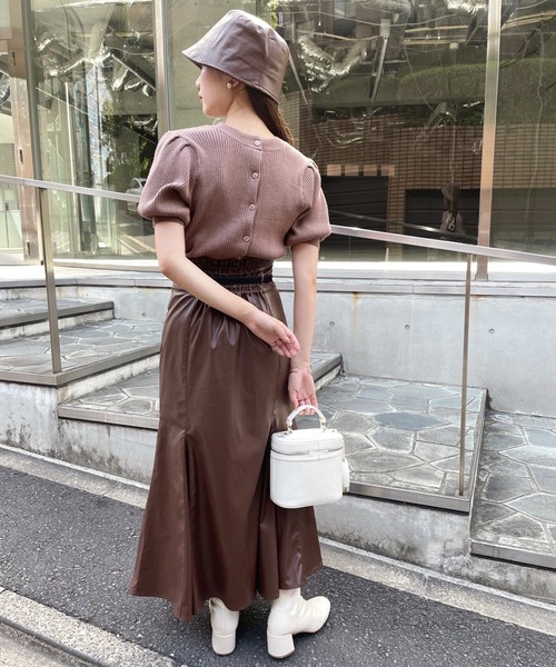 one after another NICE CLAUP(ワンアフターアナザーナイスクラップ)の「アームウォーマーがセットになった前後2WAYリブニット(ニット/セーター・レディース・アイボリー/モカ/ラベンダー/ブラック・FREE)」の21枚目の写真