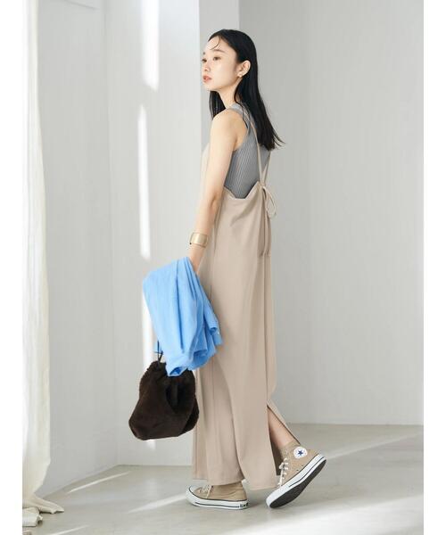 earth music&ecology（アースミュージックアンドエコロジー）の「バックリボンキャミワンピース（ワンピース・レディース・ブラック/ライトベージュ・FREE）」の14枚目の写真