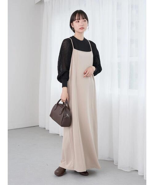 earth music&ecology（アースミュージックアンドエコロジー）の「バックリボンキャミワンピース（ワンピース・レディース・ブラック/ライトベージュ・FREE）」の19枚目の写真