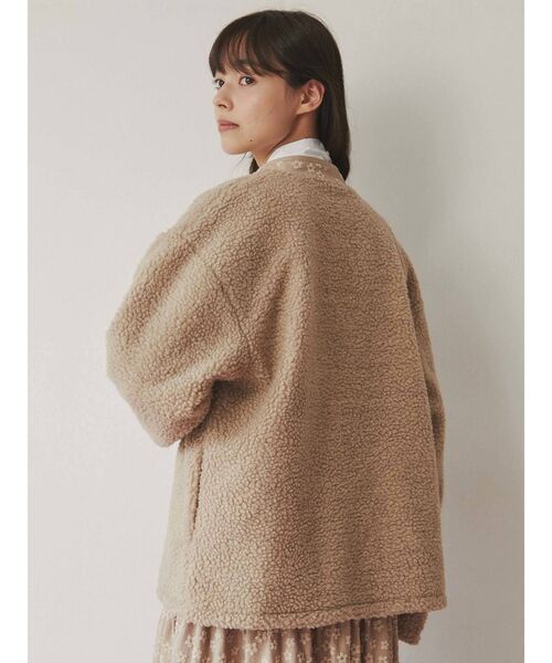 merry jenny（メリージェニー）の「おはなジャガードリバーシブルボアジャケット（その他アウター・レディース・ブラック/ベージュ/ラベンダー・FREE）」の4枚目の写真