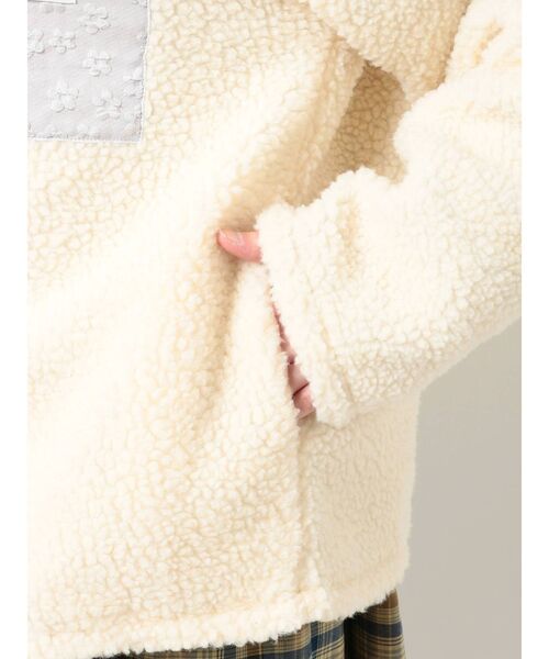 merry jenny（メリージェニー）の「おはなジャガードリバーシブルボアジャケット（その他アウター・レディース・ブラック/ベージュ/ラベンダー・FREE）」の8枚目の写真