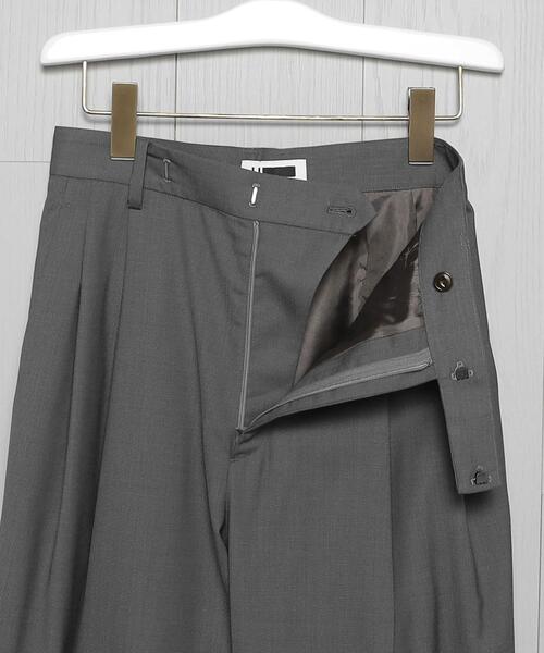 H BEAUTY&YOUTH UNITED ARROWS(エイチビューティーアンドユースユナイテッドアローズ)の「<H>TUCK TROUSERS/パンツ(その他パンツ・レディース・ダークグレー/ブラック・S/M)」の9枚目の写真