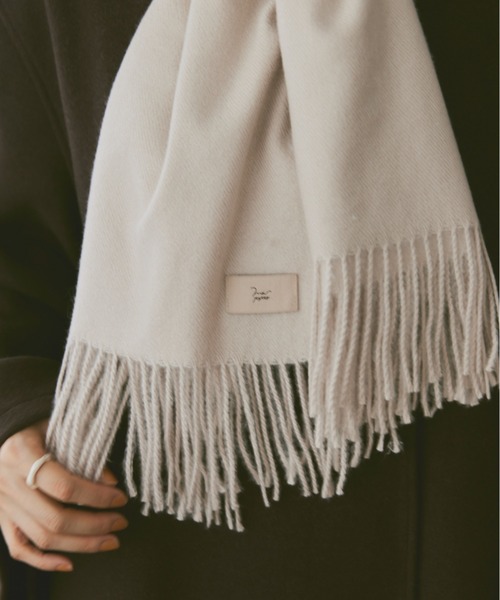 moi tytto（モイテュット）の「淡色マフラー（マフラー・レディース・グレイッシュベージュ/ナチュラル/ブラウン・FREE）」の6枚目の写真