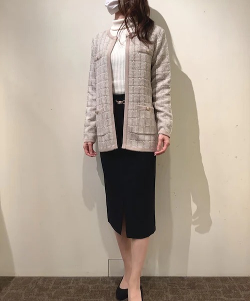 TOKYO SHIRTS（トウキョウシャツ）の「ロングニットジャケット（ノーカラージャケット・レディース・ライトベージュ/ネイビー/ライトグレー・M/L）」の9枚目の写真