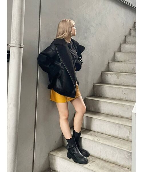 EVRIS（エヴリス）の「【WEB限定】カラーボアブルゾン（ブルゾン・レディース・グリーン/ブラック/ブルー・FREE）」の11枚目の写真