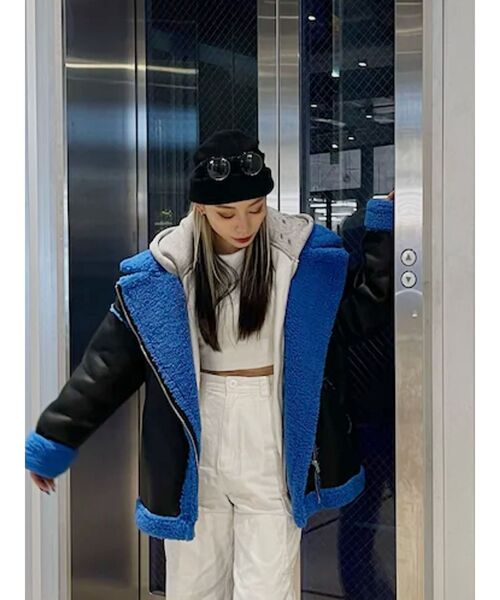 EVRIS（エヴリス）の「【WEB限定】カラーボアブルゾン（ブルゾン・レディース・グリーン/ブラック/ブルー・FREE）」の20枚目の写真