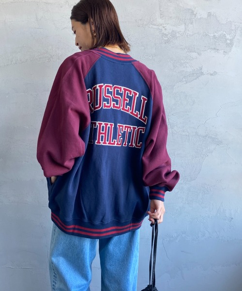 Russell Athletic（ラッセルアスレティック）の「[RUSSELL ATHLETIC/ラッセル アスレチック] 別注 ワッペン刺繍 ボタンアップスウェットスタジャン（ブルゾン・レディース・ネイビー/グレー/グリーン・M/L）」の3枚目の写真