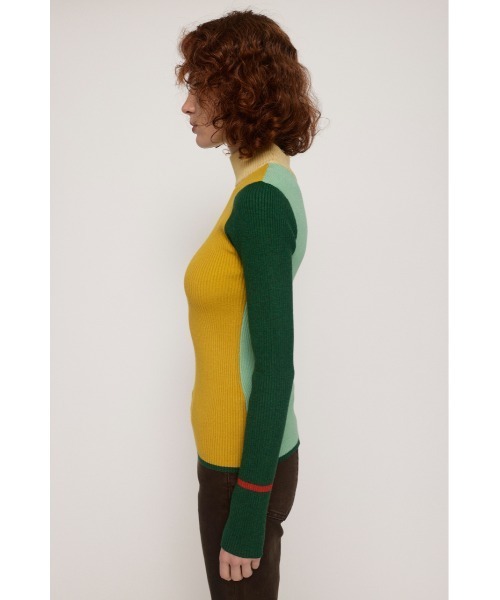 SLY(スライ)の「2WAY BLOCKING COLOR HG TOPS ブロッキングカラー ハイゲージニット トップス 2WAY(ニット/セーター・レディース・グリーン系その他2/ピンク系その他・FREE)」の6枚目の写真