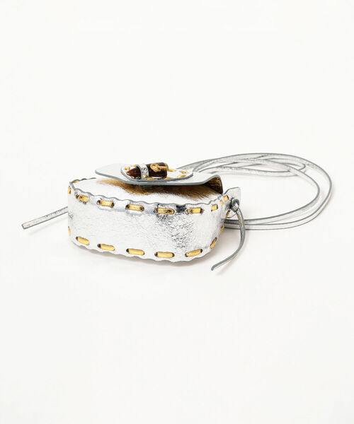 Ray BEAMS（レイビームス）の「HEY！Mrs ROSE / ステッチ ハート ミニ ショルダーバッグ（ショルダーバッグ・レディース・シルバー/ブラック・ONE SIZE）」の6枚目の写真