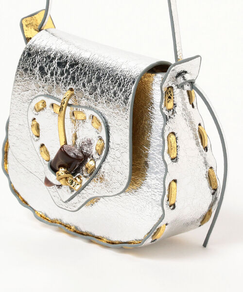 Ray BEAMS（レイビームス）の「HEY！Mrs ROSE / ステッチ ハート ミニ ショルダーバッグ（ショルダーバッグ・レディース・シルバー/ブラック・ONE SIZE）」の7枚目の写真