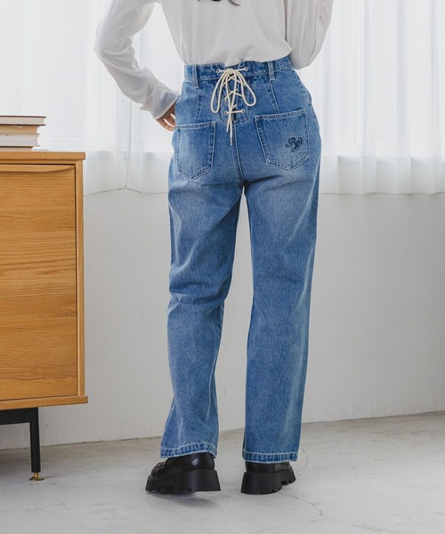repipi armario(レピピ アルマリオ)の「バックレースアップパンツ(デニムパンツ・キッズ・ミント/パープル/ブルー系その他/アイボリー・SMALL/MEDIUM/LARGE)」の3枚目の写真