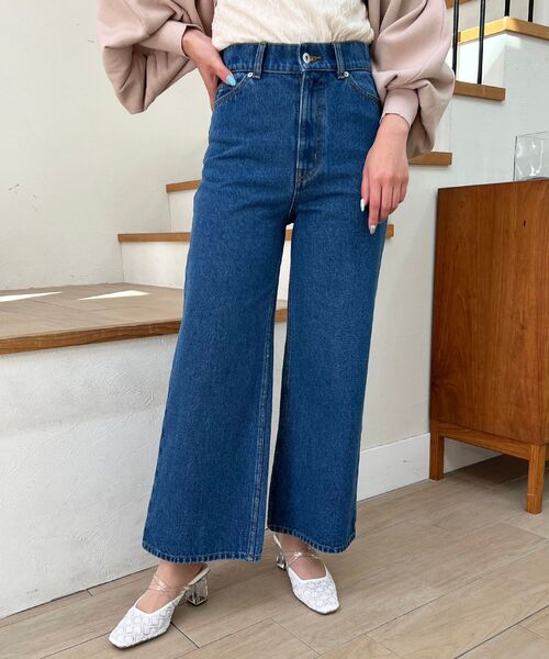 MAJESTIC LEGON(マジェスティックレゴン)の「ウォッシュデニムワイドパンツ(デニムパンツ・レディース・サックスブルー/ブルー・MEDIUM/SMALL)」の18枚目の写真