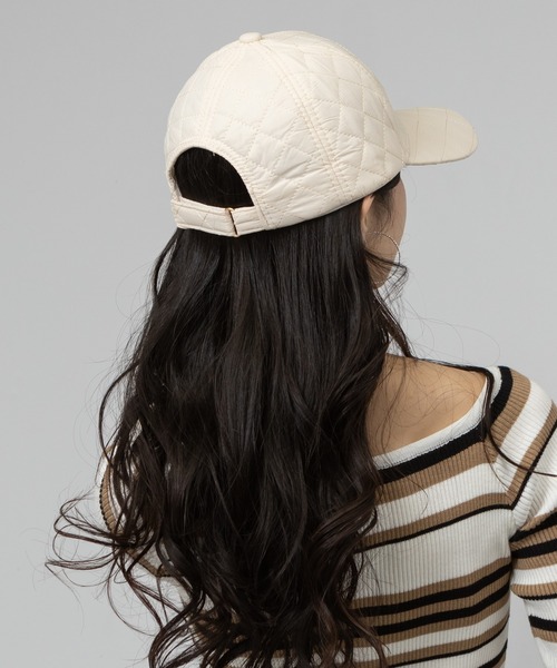 meJane(ミージェーン)の「キルティング ロゴCAP(キャップ・レディース・アイボリー/ブラック/ブラウン・FREE)」の12枚目の写真