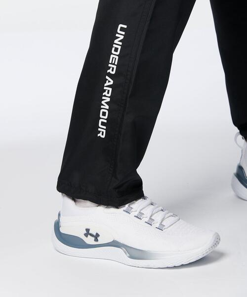 UNDER ARMOUR(アンダーアーマー)の「UAワードマーク ウーブン パンツ(トレーニング/レディース)(その他パンツ・レディース・ブラック/ダークネイビー・S/L/XL/M)」の5枚目の写真
