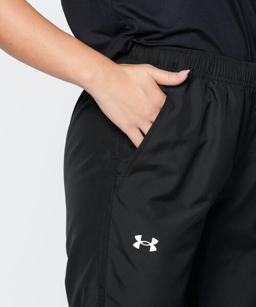 UNDER ARMOUR(アンダーアーマー)の「UAワードマーク ウーブン パンツ(トレーニング/レディース)(その他パンツ・レディース・ブラック/ダークネイビー・S/L/XL/M)」の6枚目の写真