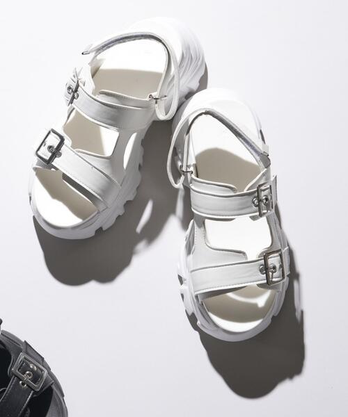 WEGO（ウィゴー）の「WEGO/PUベルトスポーツサンダル（サンダル・レディース・ホワイト/ブラック・MEDIUM/LARGE）」の19枚目の写真