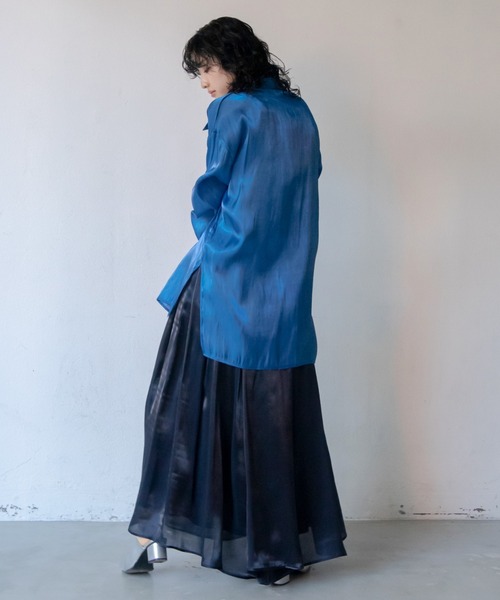 VACANCY（ヴァカンシー）の「シャイニータックロングスカート（スカート・レディース・ゴールド/パープル/ネイビー/ブルー/シルバー・FREE）」の16枚目の写真