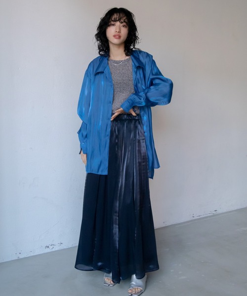 VACANCY（ヴァカンシー）の「シャイニータックロングスカート（スカート・レディース・ゴールド/パープル/ネイビー/ブルー/シルバー・FREE）」の17枚目の写真