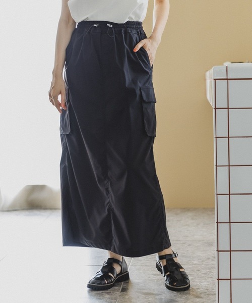 BAYFLOW(ベイフロー)の「カーゴタイトスカート(スカート・レディース・カーキ/ブラック/オフホワイト・SMALL/MEDIUM)」の2枚目の写真