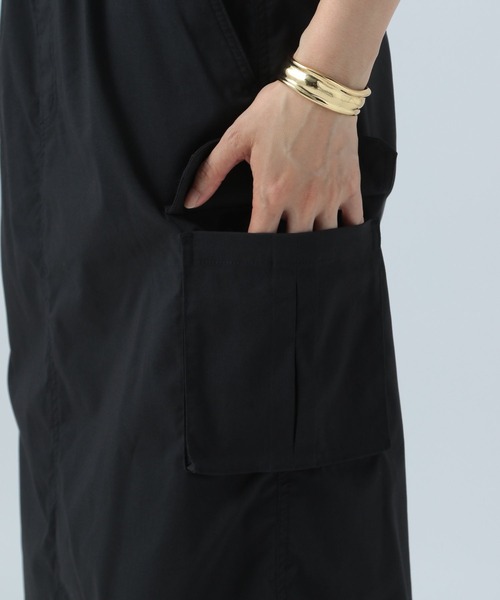 BAYFLOW(ベイフロー)の「カーゴタイトスカート(スカート・レディース・カーキ/ブラック/オフホワイト・SMALL/MEDIUM)」の5枚目の写真