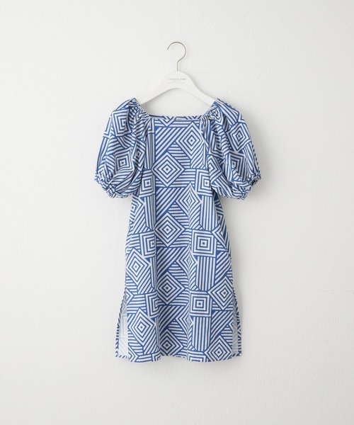 CIAOPANIC TYPY（チャオパニックティピー）の「【KIDS】バティック柄リネン2WAYオフショルワンピ（ワンピース・キッズ・ブルー/イエロー・S/M/L/XL/XXL）」の9枚目の写真