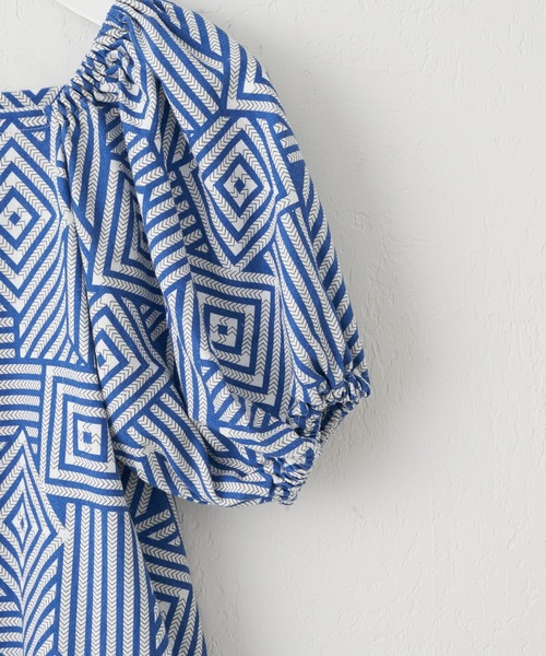 CIAOPANIC TYPY（チャオパニックティピー）の「【KIDS】バティック柄リネン2WAYオフショルワンピ（ワンピース・キッズ・ブルー/イエロー・S/M/L/XL/XXL）」の10枚目の写真