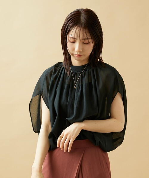 新品未使用 Aresense アーセンス ギャザーブラウス Aresense（アーセンス）の「mai mabuchi ×Aresense/アーセンス
