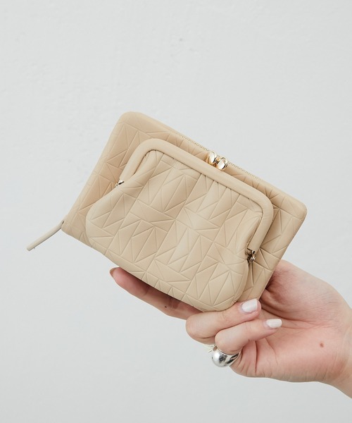 ear PAPILLONNER（イアパピヨネ）の「《牛革》がま口ファスナー財布（財布・レディース・ブラック/ベージュ/イエロー/グリーン・FREE）」の8枚目の写真