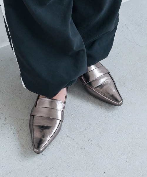 EVOL（イーボル）の「【EVOL】デザインヒールコインローファー IV5188（ローファー・レディース・ブラウン/ブラック/シルバーグレー・23.0cm/24.5cm/22.5cm/23.5cm/25.0cm/22.0cm/24.0cm）」の3枚目の写真