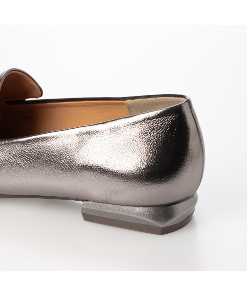 EVOL（イーボル）の「【EVOL】デザインヒールコインローファー IV5188（ローファー・レディース・ブラウン/ブラック/シルバーグレー・23.0cm/24.5cm/22.5cm/23.5cm/25.0cm/22.0cm/24.0cm）」の11枚目の写真