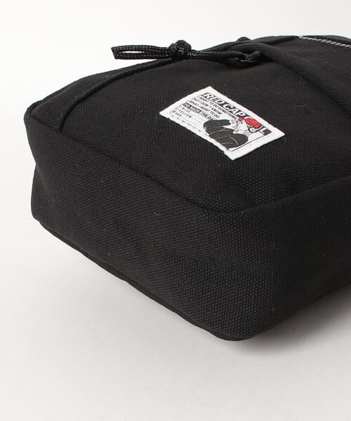 Red Cap Girl（レッドキャプガール）の「【a-r】〔Red Cap Girl/レッドキャップガール〕RCGピス付き ミニショルダーバッグ（ショルダーバッグ・メンズ・ブラック/ホワイト・FREE）」の20枚目の写真