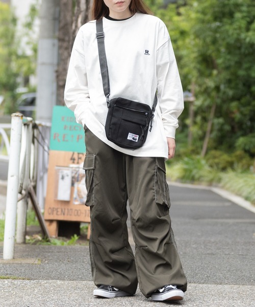 Red Cap Girl（レッドキャプガール）の「【a-r】〔Red Cap Girl/レッドキャップガール〕RCGピス付き ミニショルダーバッグ（ショルダーバッグ・メンズ・ブラック/ホワイト・FREE）」の4枚目の写真