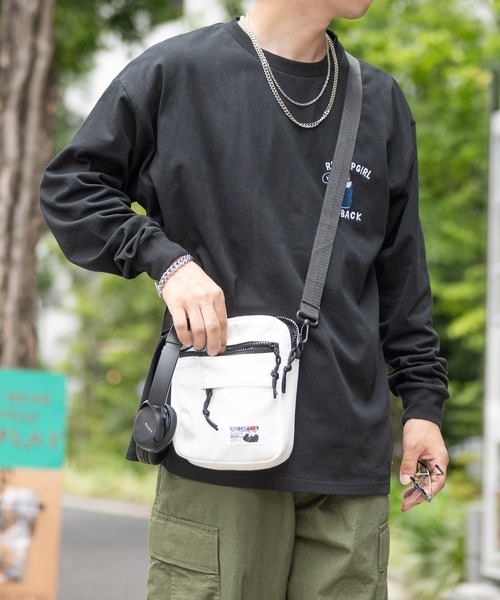 Red Cap Girl（レッドキャプガール）の「【a-r】〔Red Cap Girl/レッドキャップガール〕RCGピス付き ミニショルダーバッグ（ショルダーバッグ・メンズ・ブラック/ホワイト・FREE）」の3枚目の写真