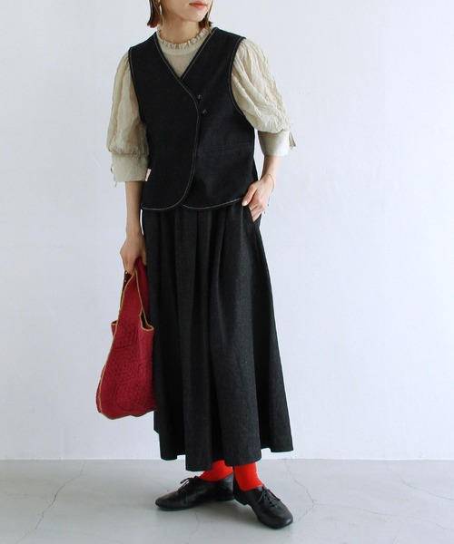 Crisp(クリスプ)の「デニムフレアスカート(スカート・レディース・ブラック/アイボリー・FREE)」の3枚目の写真