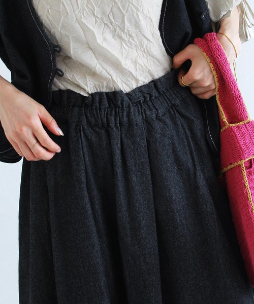 Crisp(クリスプ)の「デニムフレアスカート(スカート・レディース・ブラック/アイボリー・FREE)」の9枚目の写真