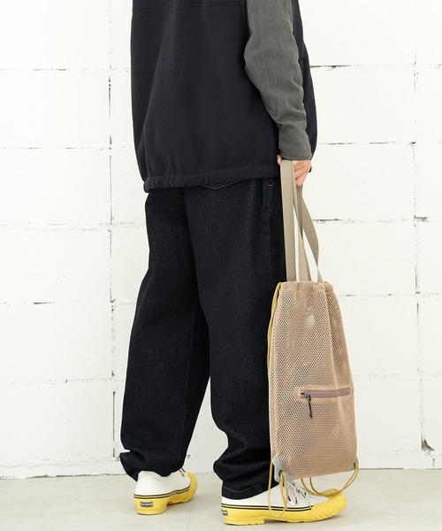 BURLAP OUTFITTER(バーラップアウトフィッター)の「BURLAP OUTFITTER バーラップアウトフィッター REVERSIBLE KNAP-TOTE(バックパック/リュック・メンズ・ブラック/ベージュ・FREE)」の18枚目の写真