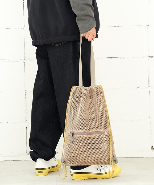 BURLAP OUTFITTER(バーラップアウトフィッター)の「BURLAP OUTFITTER バーラップアウトフィッター REVERSIBLE KNAP-TOTE(バックパック/リュック・メンズ・ブラック/ベージュ・FREE)」の22枚目の写真