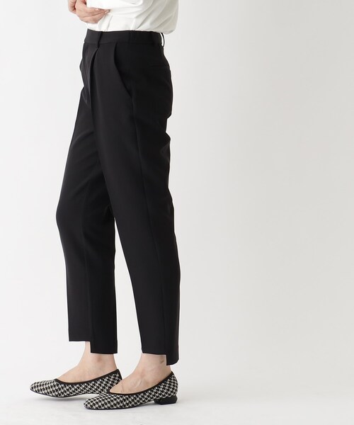 OPAQUE.CLIP(オペークドットクリップ)の「◆前後差ヘムタックテーパードパンツ【洗濯機洗い可/イージケア】(その他パンツ・レディース・ブラック/ブラウン系その他・38/40)」の6枚目の写真