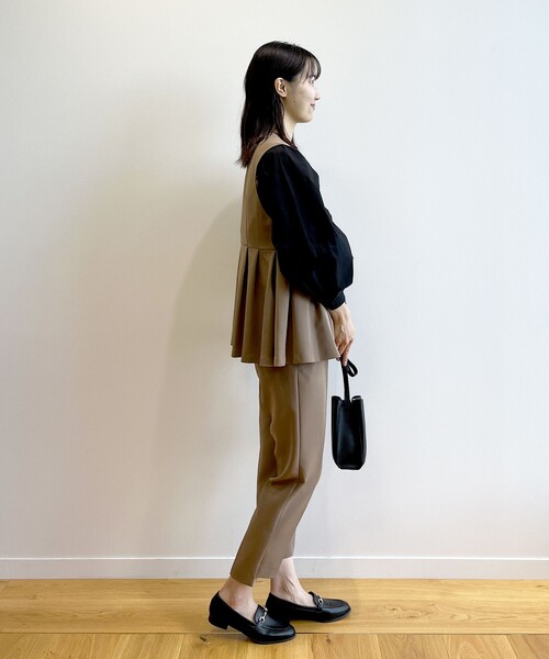 OPAQUE.CLIP(オペークドットクリップ)の「◆前後差ヘムタックテーパードパンツ【洗濯機洗い可/イージケア】(その他パンツ・レディース・ブラック/ブラウン系その他・38/40)」の11枚目の写真