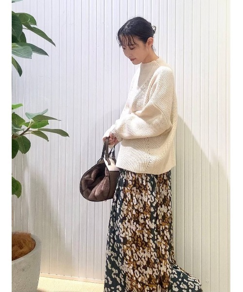 BAYFLOW（ベイフロー）の「アゼカラーニットプルオーバー（ニット/セーター・レディース・ターコイズブルー/パープル/グレー系/イエロー/オフホワイト・FREE）」の22枚目の写真