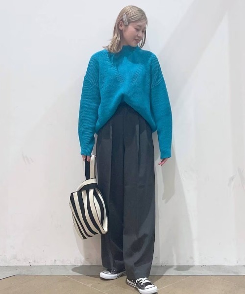 BAYFLOW（ベイフロー）の「アゼカラーニットプルオーバー（ニット/セーター・レディース・ターコイズブルー/パープル/グレー系/イエロー/オフホワイト・FREE）」の12枚目の写真