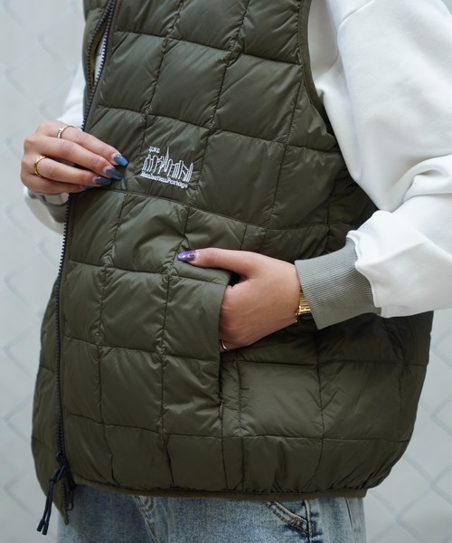 Manhattan Portage(マンハッタンポーテージ)の「Manhattan Portage/マンハッタンポーテージ ベスト NC/DWTAION REVERSIBLE VST MP-TAION02(ダウンベスト・レディース・ブラック/オリーブ・L)」の21枚目の写真