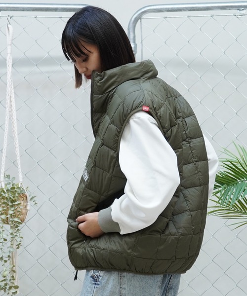 Manhattan Portage(マンハッタンポーテージ)の「Manhattan Portage/マンハッタンポーテージ ベスト NC/DWTAION REVERSIBLE VST MP-TAION02(ダウンベスト・レディース・ブラック/オリーブ・L)」の15枚目の写真