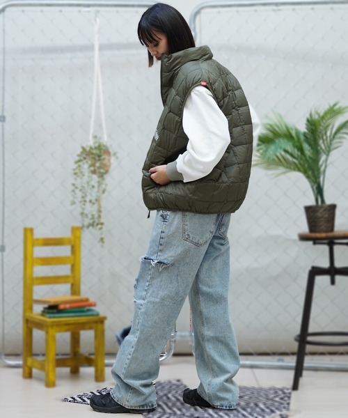 Manhattan Portage(マンハッタンポーテージ)の「Manhattan Portage/マンハッタンポーテージ ベスト NC/DWTAION REVERSIBLE VST MP-TAION02(ダウンベスト・レディース・ブラック/オリーブ・L)」の18枚目の写真